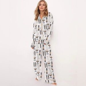 She Show Apres Ski Espresso Martini Pajama Set Size Small EUC